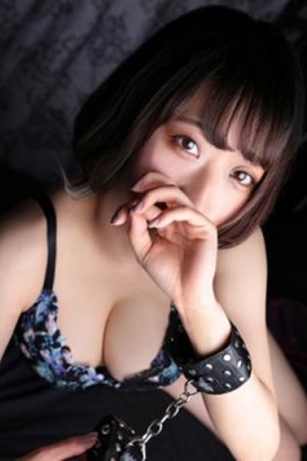 綾瀬つかさ